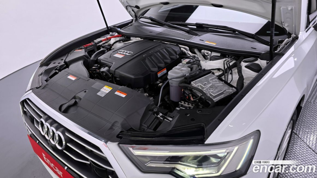 Audi A6 45 TFSI, 2023