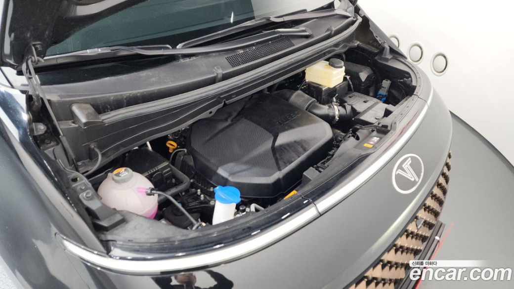 Hyundai Staria 4WD , 2022