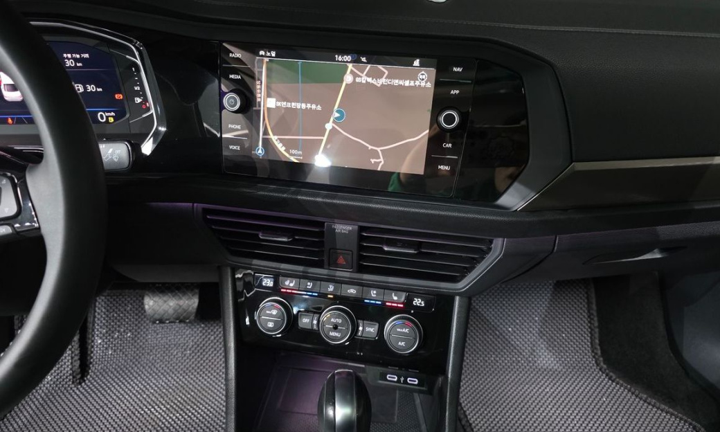 Volkswagen Jetta 1.4 TSI Prestige, 2021