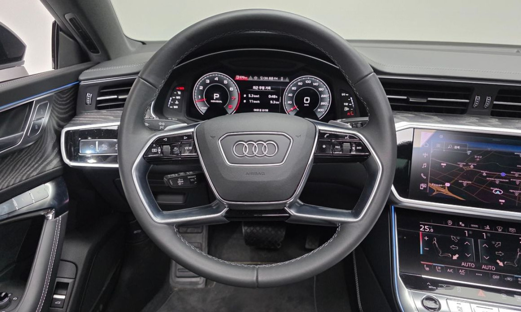 Audi A7 55 TFSI Quattro Premium, 2025
