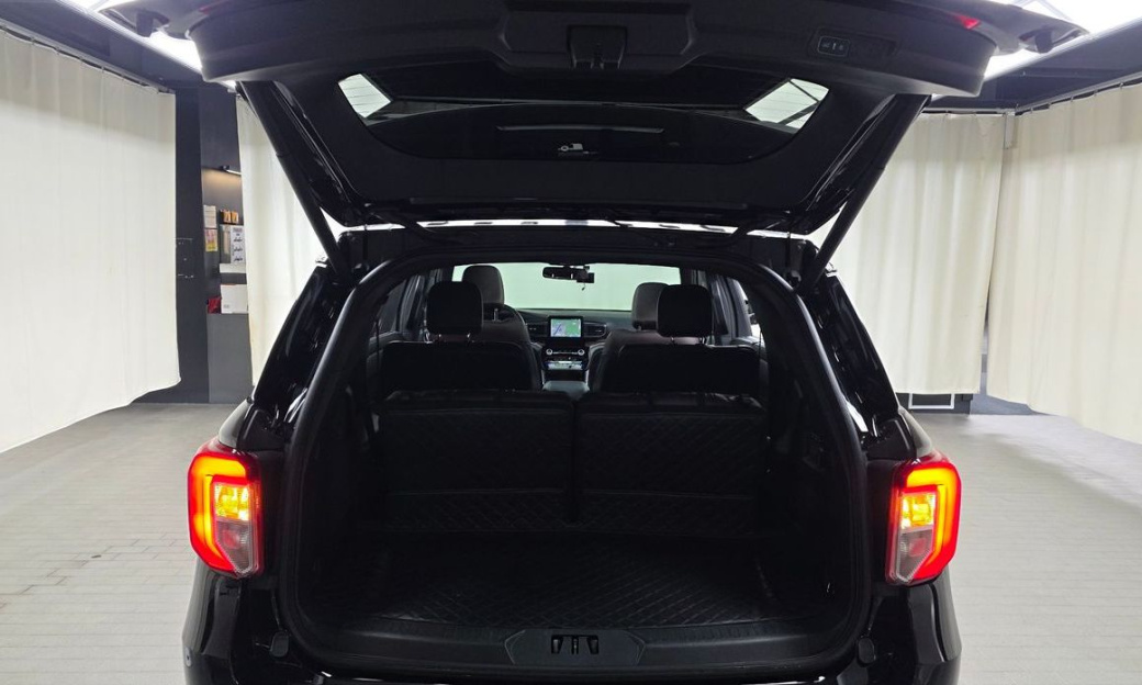 Ford Explorer 3.0 Platinum 4WD, 2022