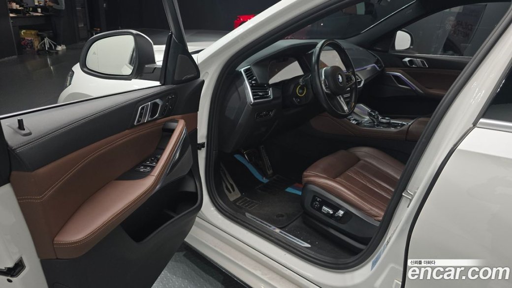 BMW X6 xDrive40i M Sport, 2023