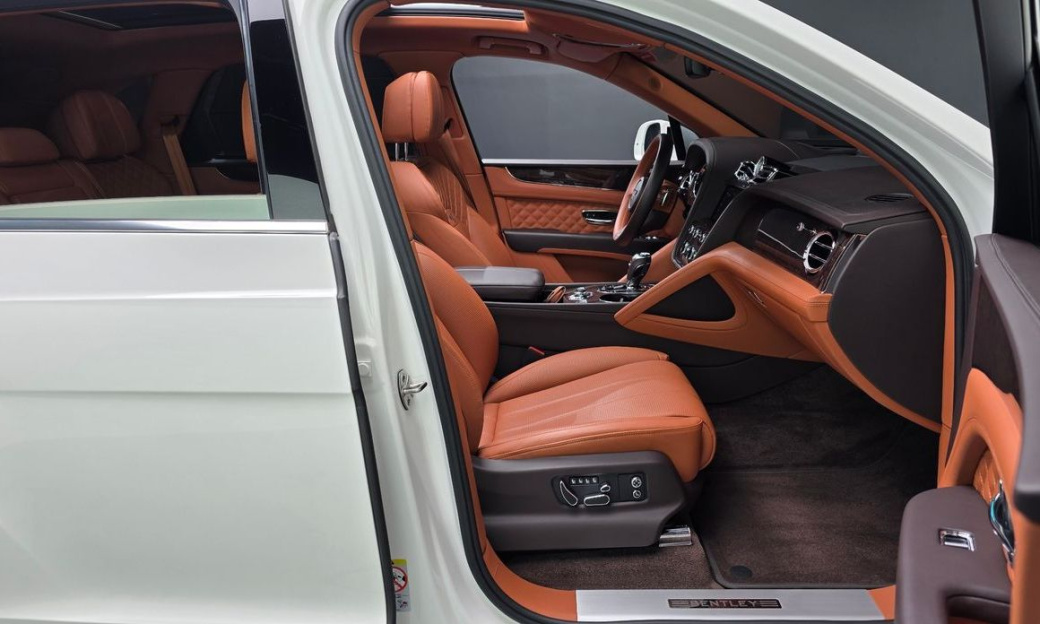 Bentley Bentayga 4.0 V8, 2022