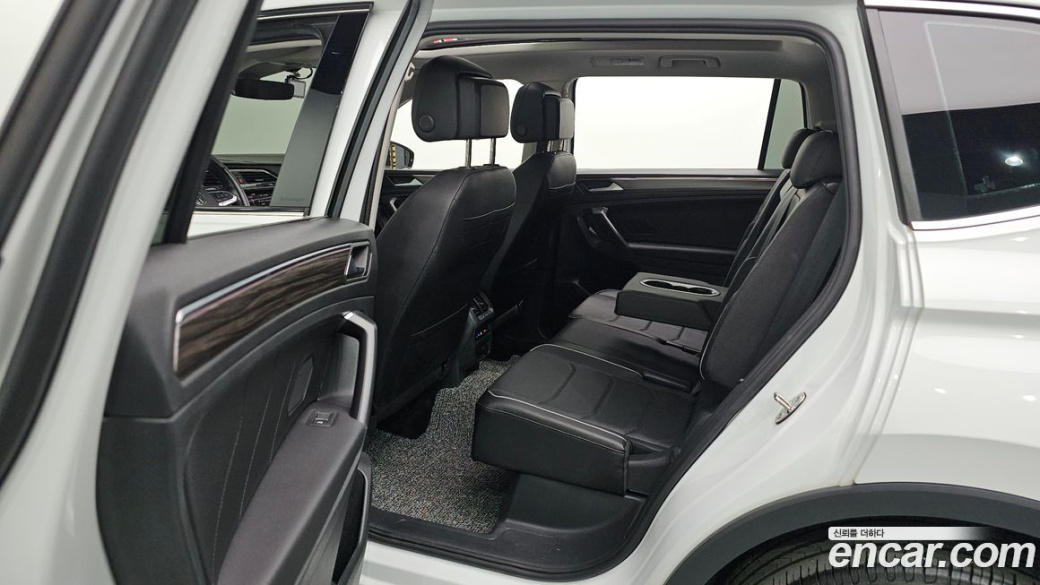 Volkswagen Tiguan 2.0 TSI Prestige, 2023