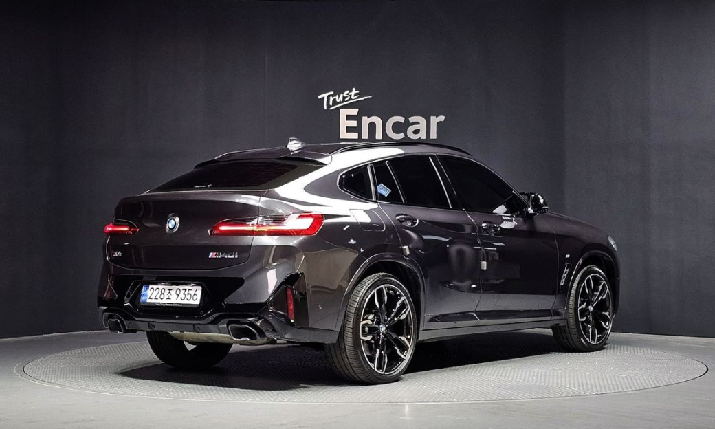 BMW X4 xDrive M40i, 2024