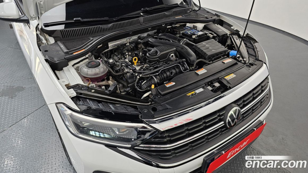Volkswagen Jetta 1.5 TSI Prestige, 2023