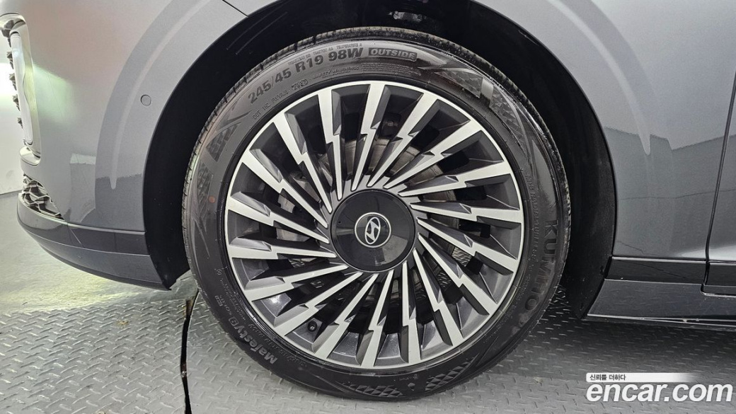 Hyundai Grandeur 2,5 Gasoline 2WD, 2023