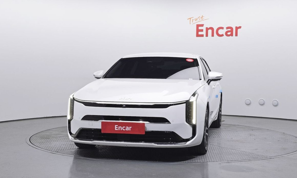 Kia K8 2.5 Gasoline 2WD, 2025