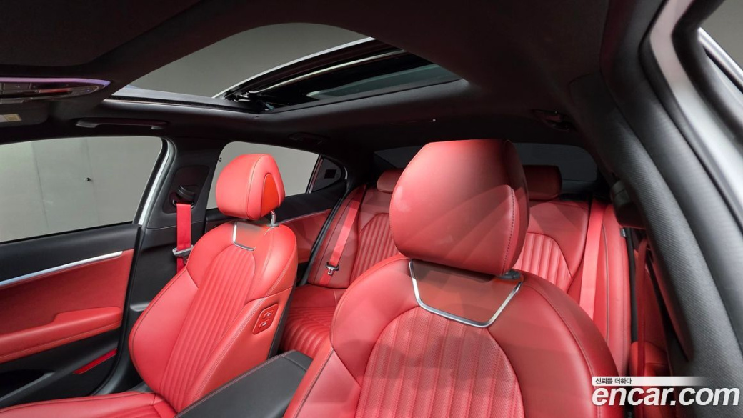 Genesis G70 Gasoline 2.5T 4WD, 2024