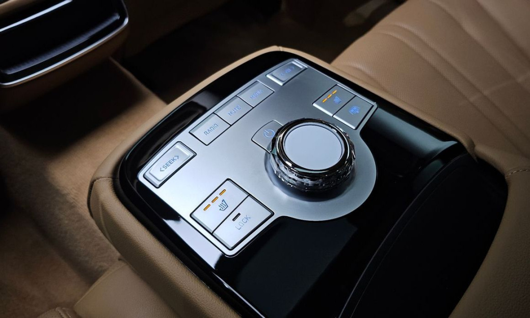 Genesis G80 Gasoline 2.5 Turbo 2WD, 2025