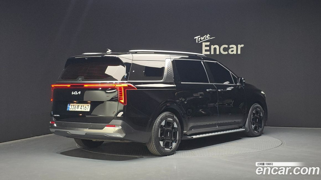 Kia Carnival 7-Seater Signature, 2024