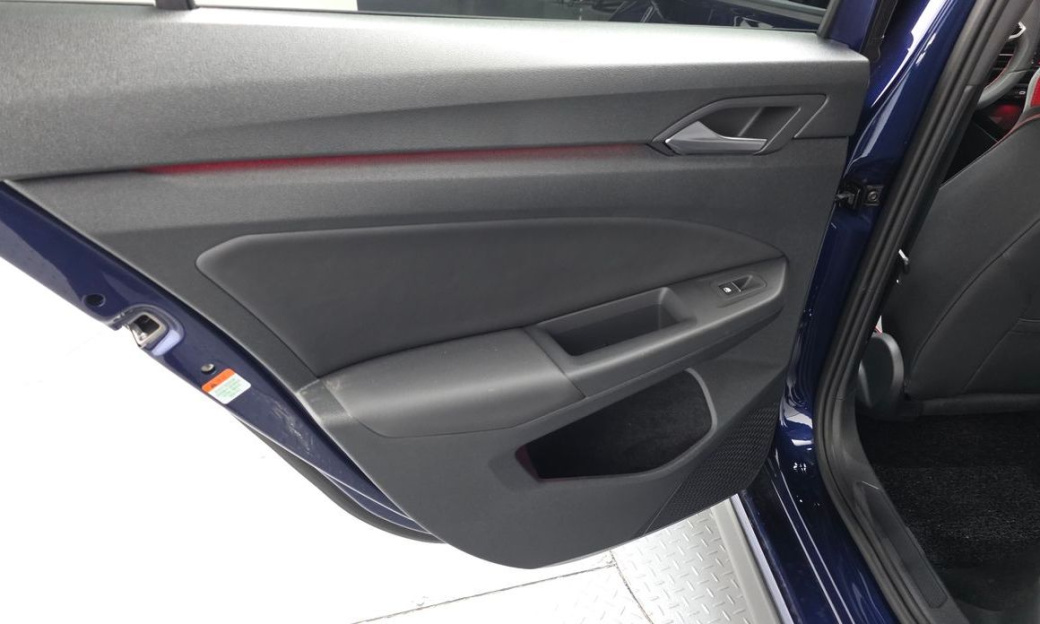 Volkswagen Golf 2.0 GTI, 2024