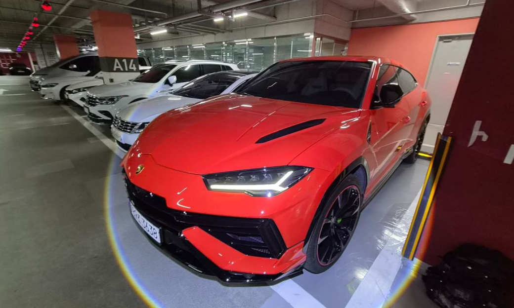 Lamborghini Urus 4.0 V8 S, 2023