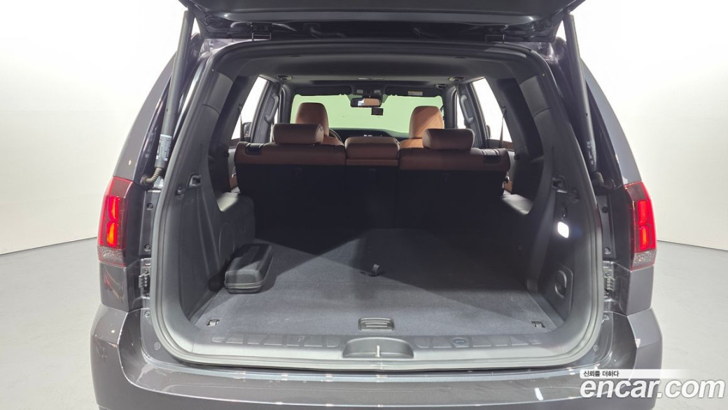 Kia Mohave Diesel 3.0 4WD 5-Seater, 2023