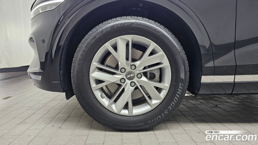 Genesis GV70 2.5T Gasoline 2WD, 2023