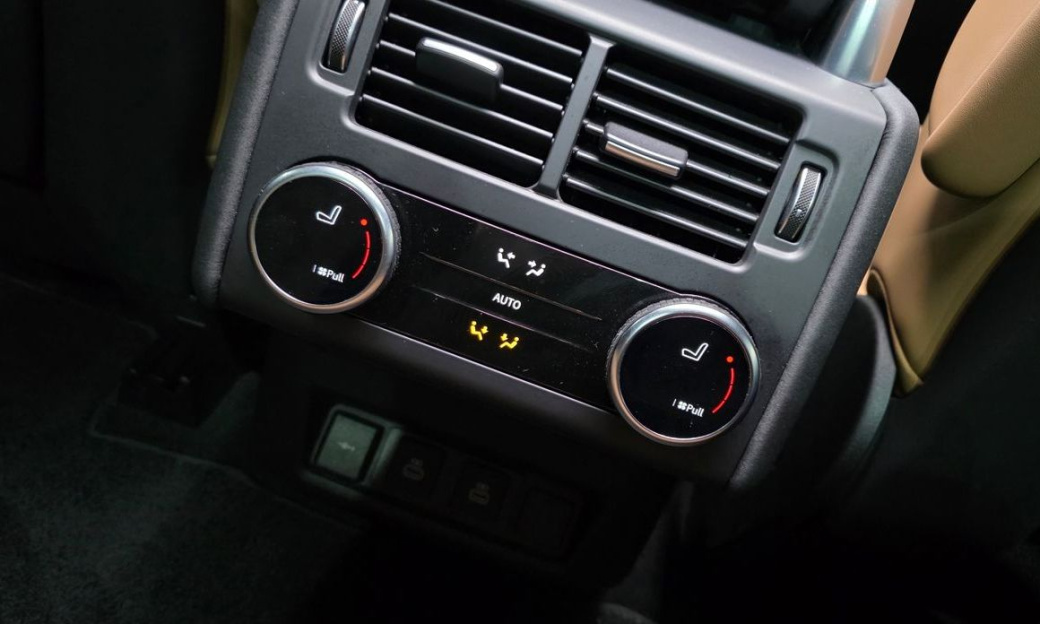 Land Rover Discovery D300 R-Dynamic HSE, 2023