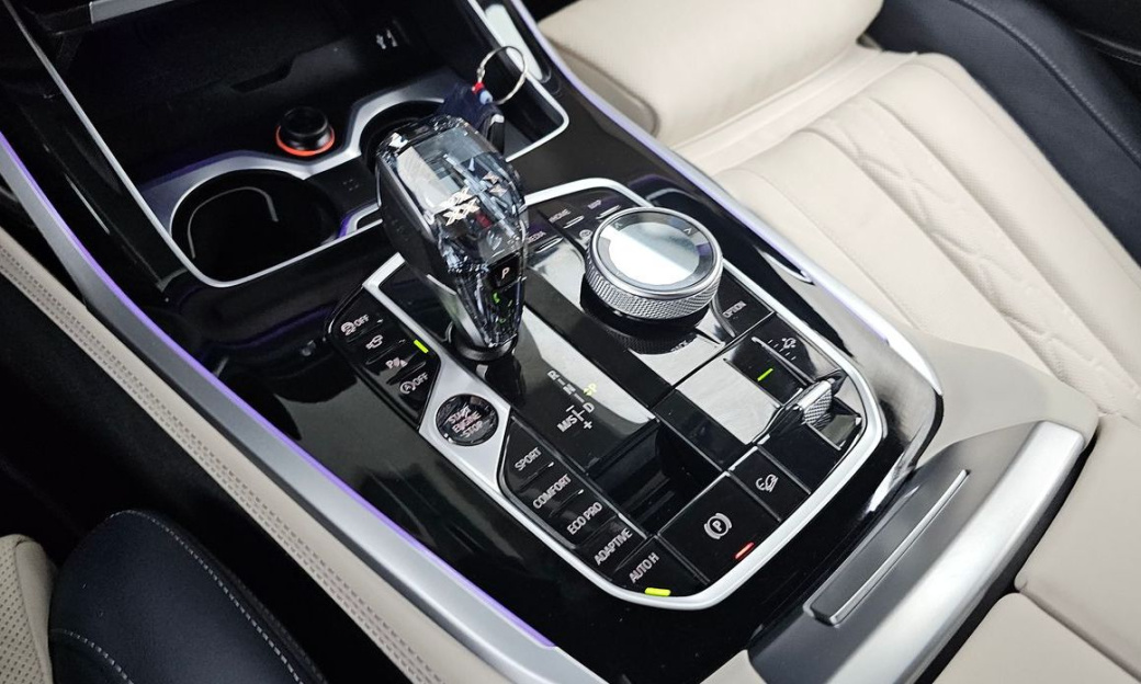 BMW X7 M50i 6STR, 2022