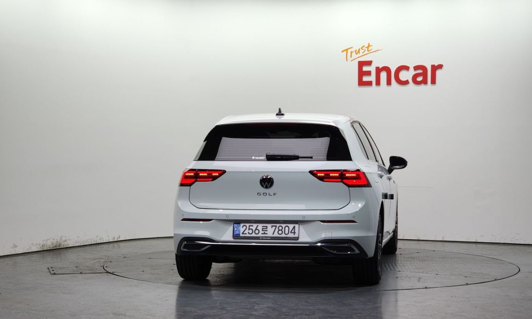Volkswagen Golf 2.0 TDI Prestige, 2024