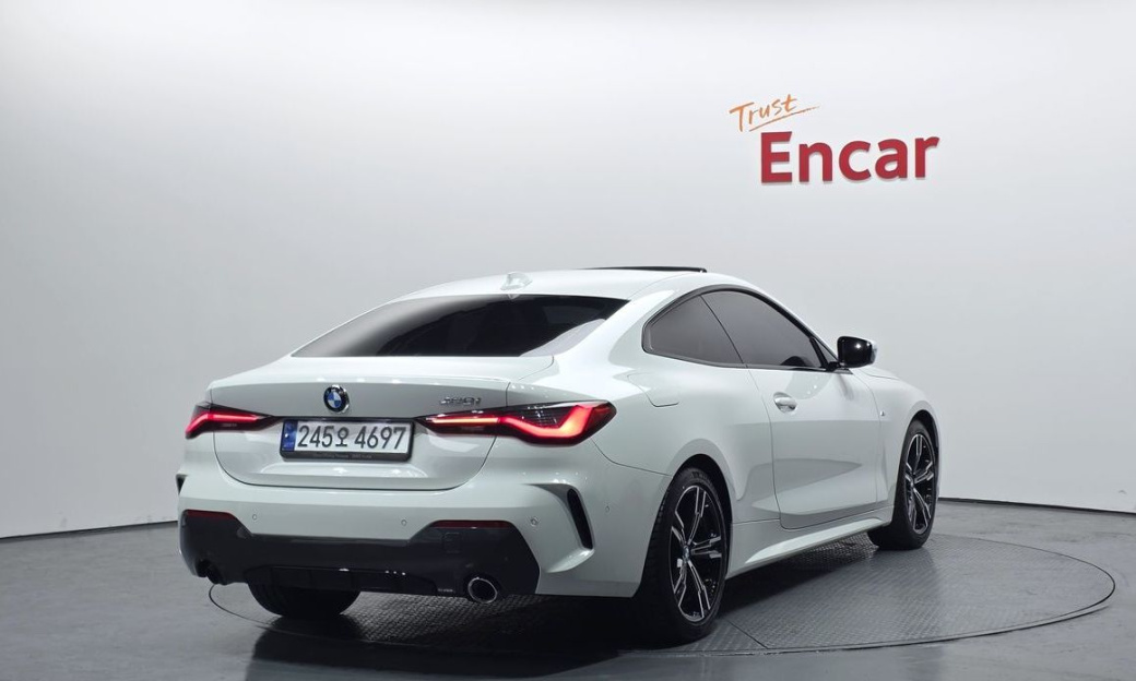 BMW 4-Series 420i M Sport Coupe, 2023