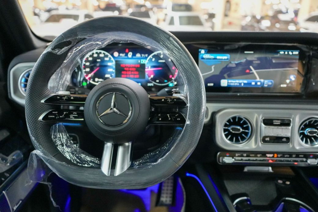 Mercedes-Benz G-Class G450d, 2026