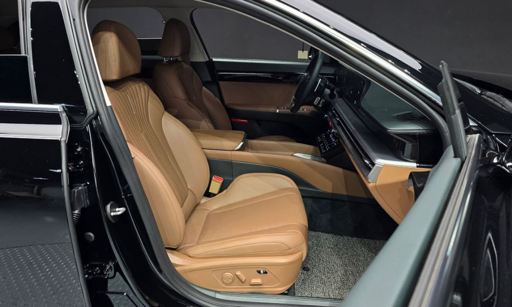 Hyundai Grandeur 2,5 Gasoline 2WD, 2025