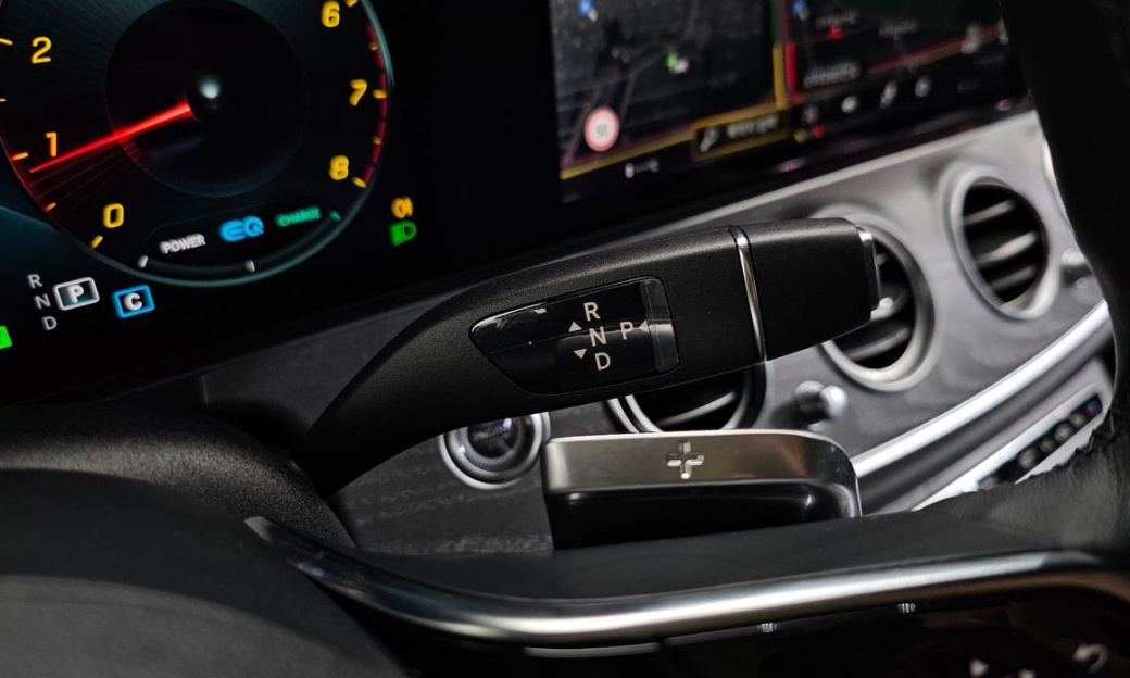 Mercedes-Benz E-Class E350 4MATIC Avantgarde, 2022