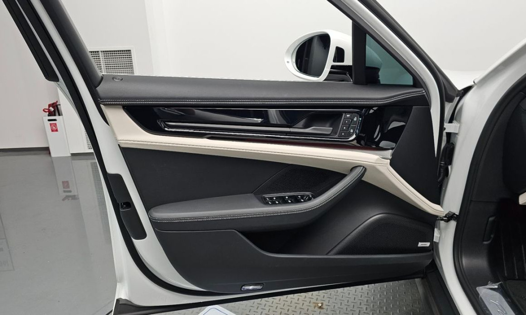 Porsche Panamera 2.9 AWD, 2025