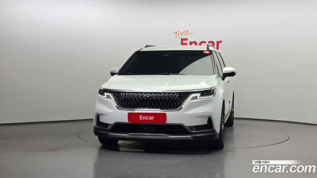 Kia Carnival 9-Seater Signature, 2023