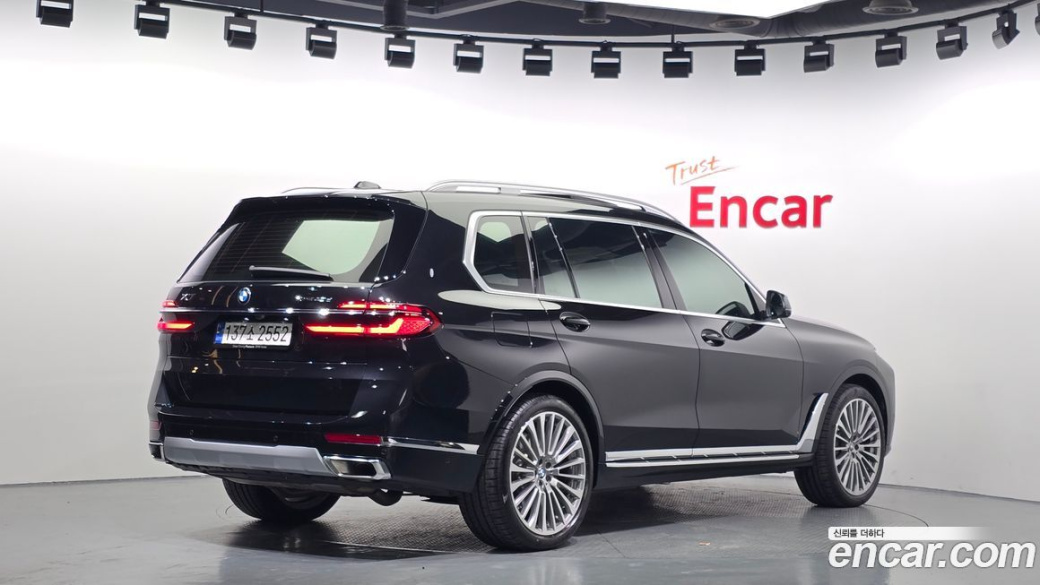 BMW X7 xDrive 40d Design Pure Excellence 6-Seater, 2024