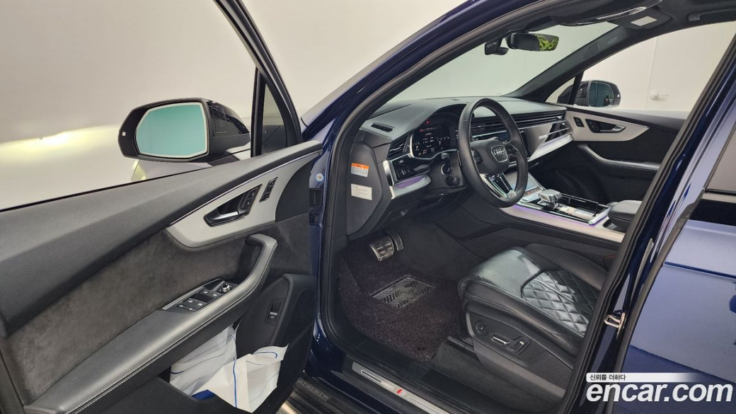 Audi Q7 55 TFSI Quattro Premium, 2022