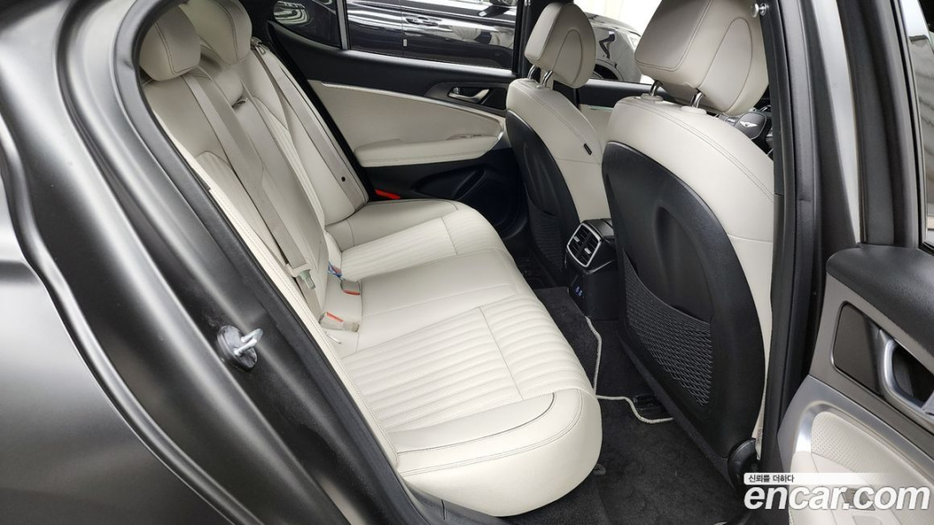 Genesis G70 Gasoline 2.5T 2WD, 2024