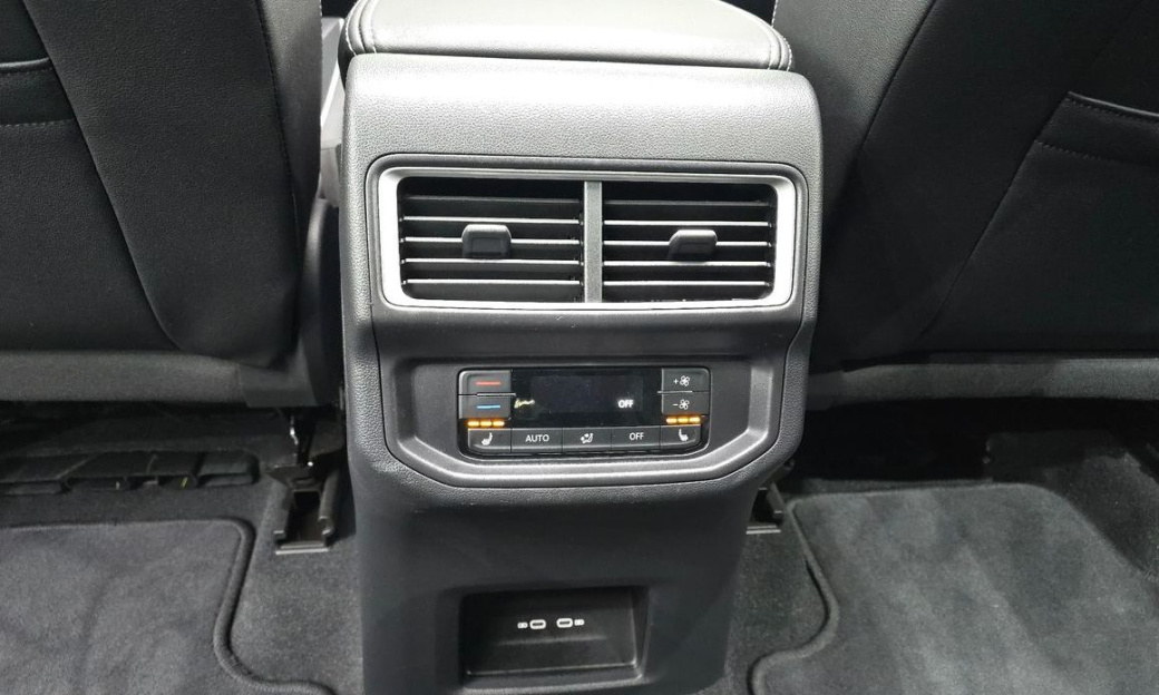 Volkswagen Atlas 2.0 TSI R-LINE 6-Seater, 2025