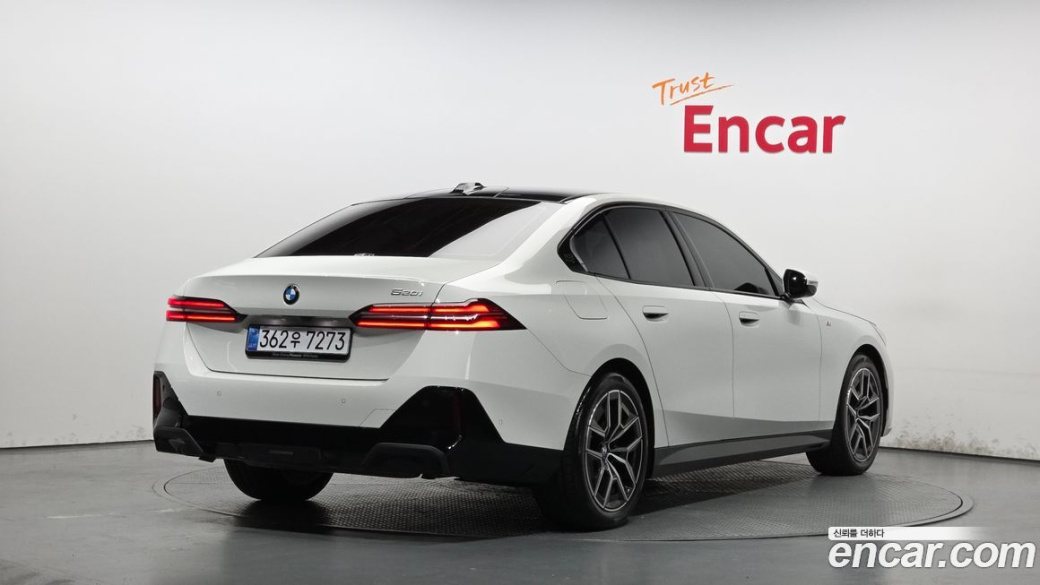 BMW 5-Series 520i M Sport, 2025