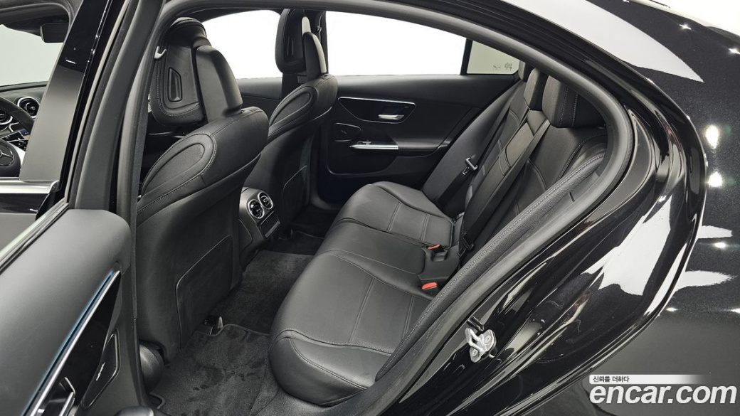 Mercedes-Benz C-Class C300 4MATIC Avantgarde, 2024