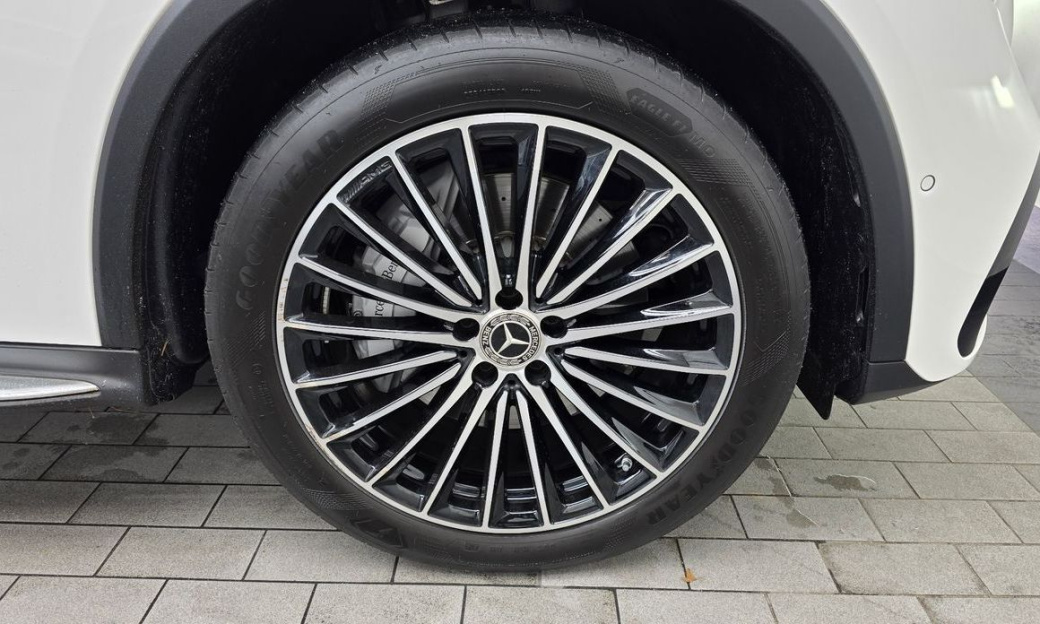 Mercedes-Benz GLC-Class GLC300 4MATIC AMG Line, 2024