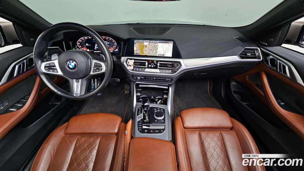 BMW 4-Series M440i xDrive Convertible, 2023