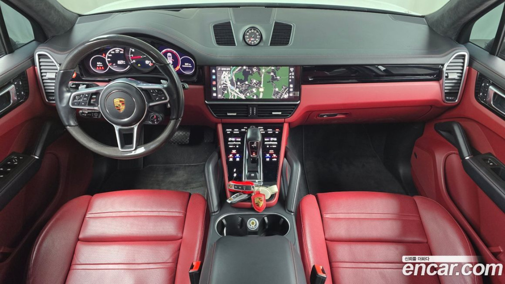 Porsche Cayenne 3.0, 2022
