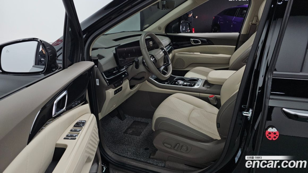 Kia Carnival 7-Seater Gravity, 2025