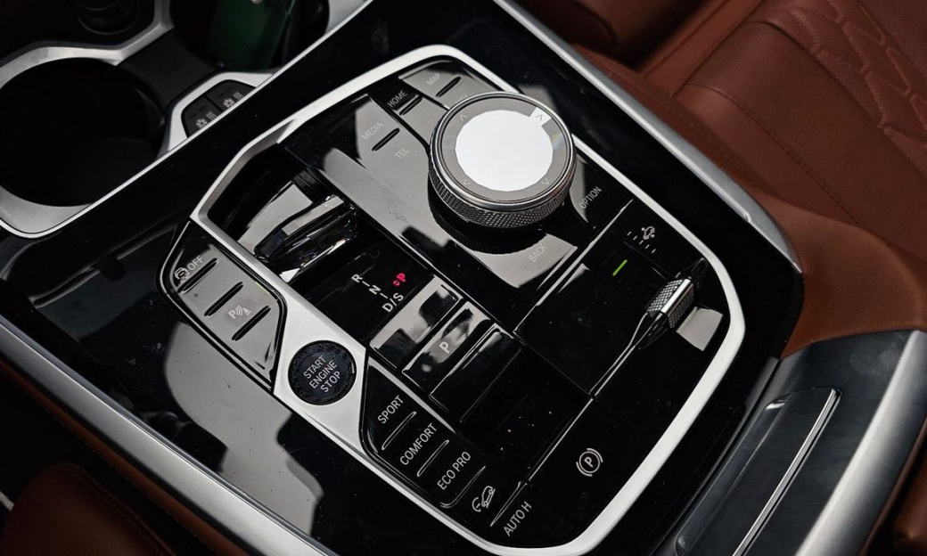 BMW X7 xDrive 40i M Sport 6STR, 2024