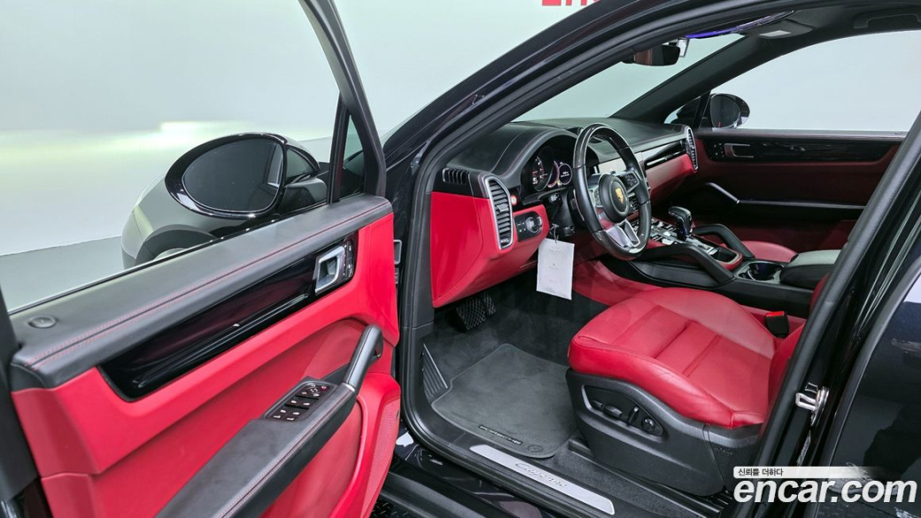 Porsche Cayenne 3.0 Coupe, 2022