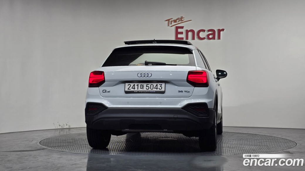 Audi Q2 35 TDI, 2023