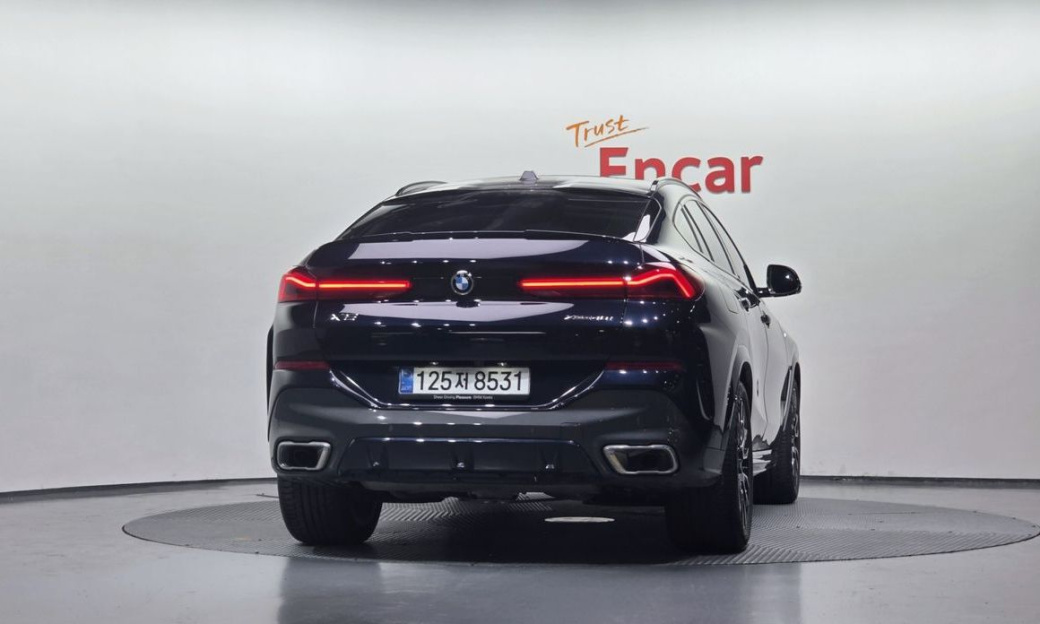 BMW X6 xDrive40i M Sport, 2025