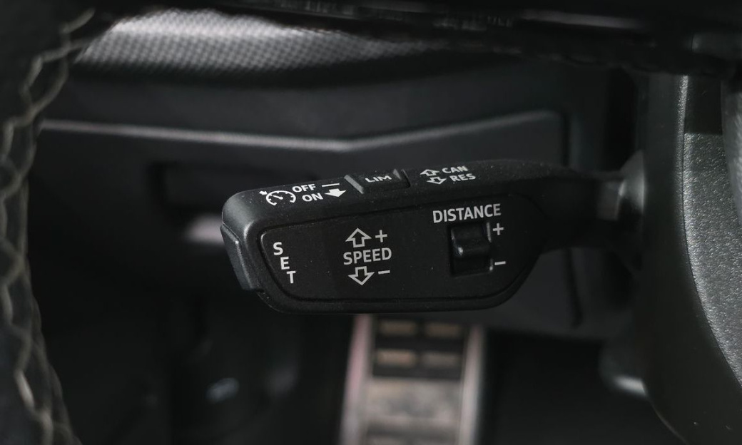Audi A3 40 TFSI Premium, 2025