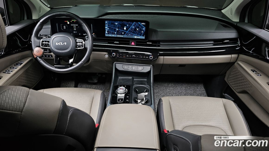 Kia Carnival 9-Seater Gravity, 2025