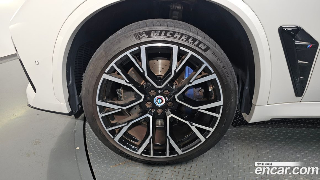 BMW X5M 4.4 Competition, 2023