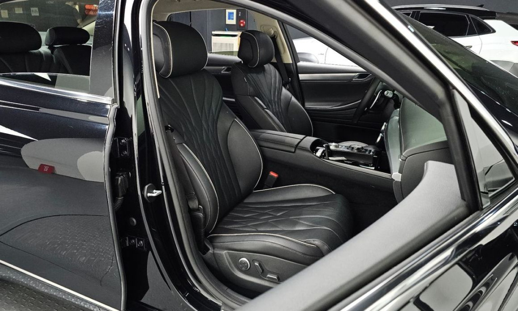 Genesis G80 Gasoline 2.5 Turbo AWD, 2023