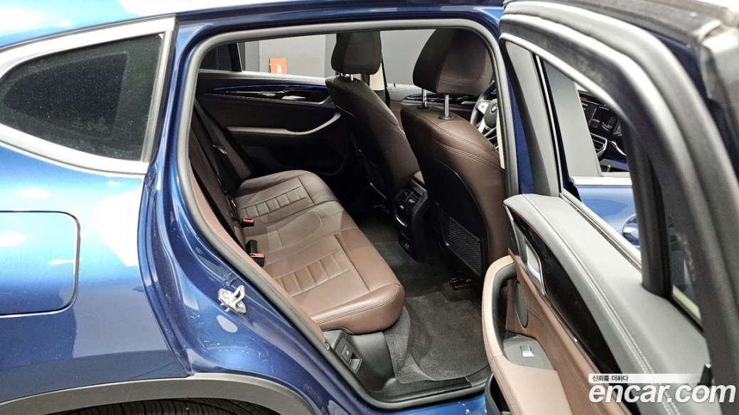 BMW X4 xDrive20i xLine, 2022