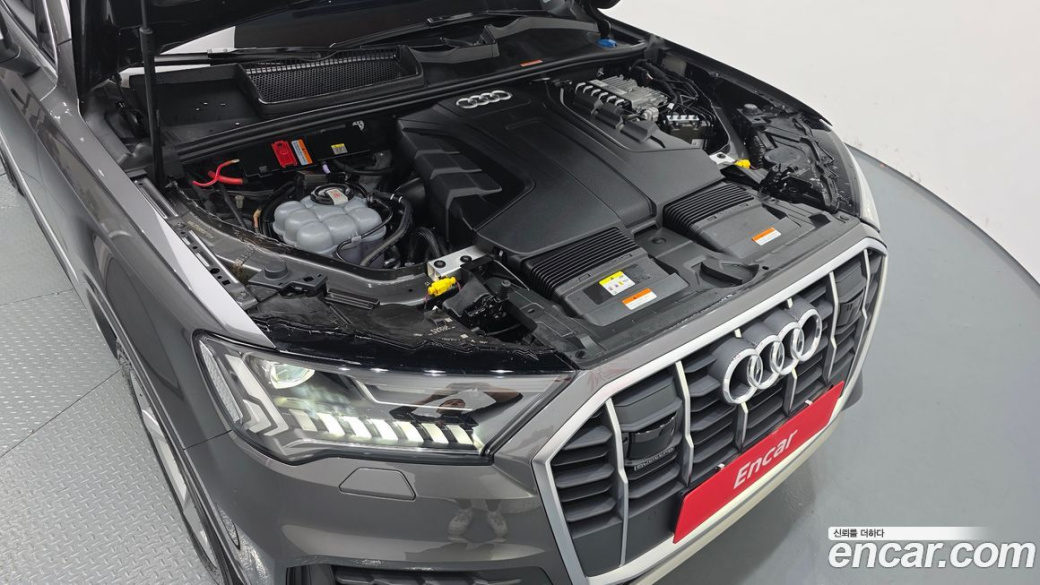 Audi Q7 45 TDI Quattro, 2021
