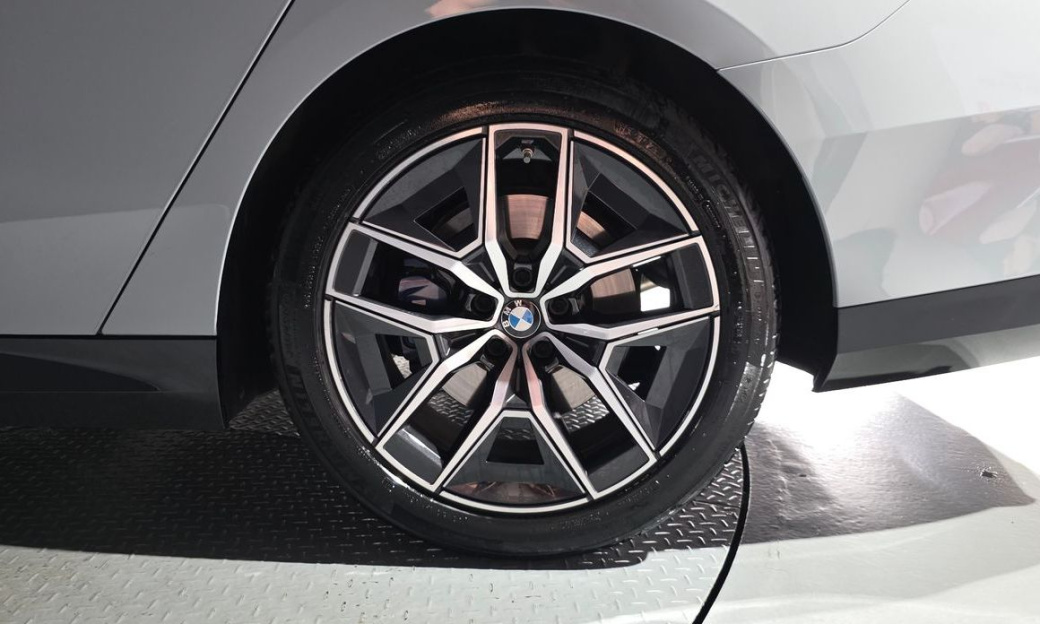 BMW 5-Series 520i M Sport, 2024