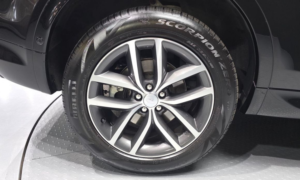Land Rover Discovery Sport P250 Dynamic SE, 2025